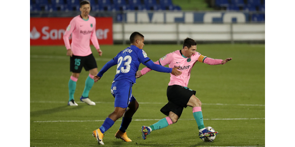 Jak potoczy się przyszłość Barcelony i Realu Madryt